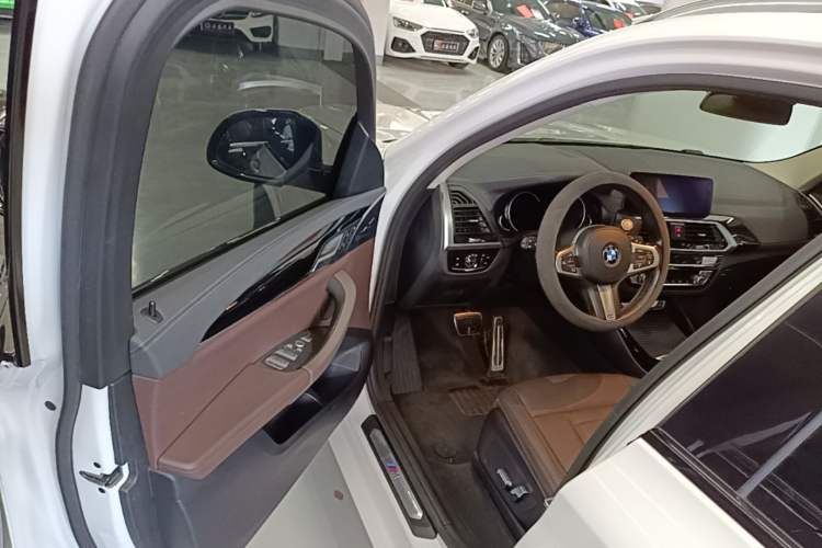 Used BMW X3 2018 xDrive25i M Sport Package China VI Driver Seat