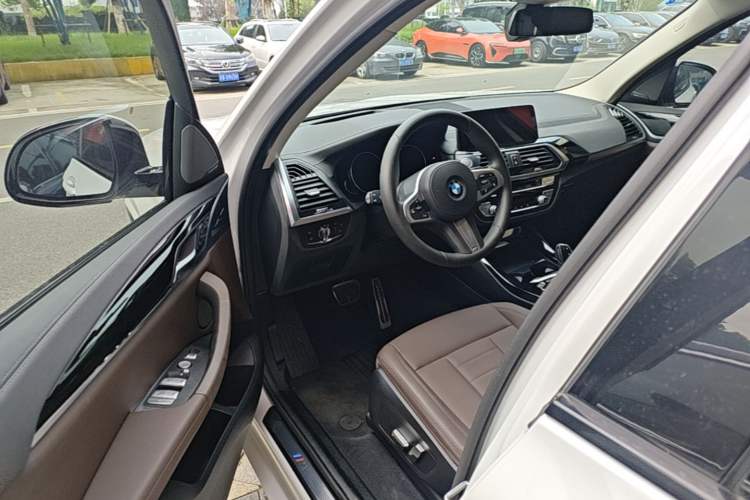 Used BMW X3 2018 xDrive25i M Sport Package China V Driver Seat