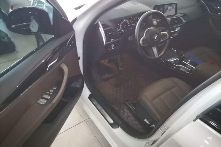 Used BMW X3 2018 xDrive25i M Sport Package China VI Driver Seat