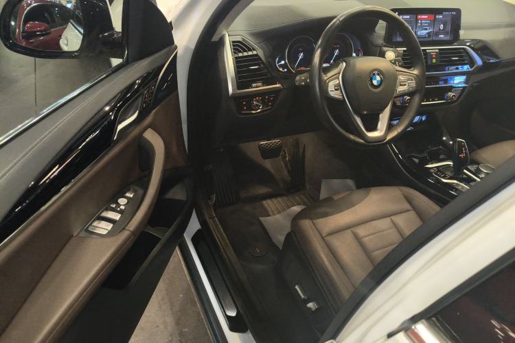 Used BMW X3 2018 xDrive25i Luxury Package China VI Emission Standard Driver Seat