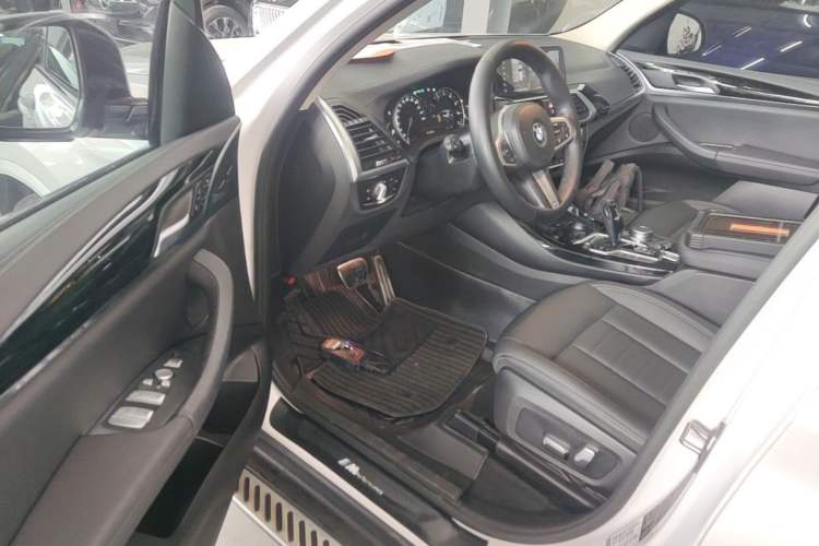 Used BMW X3 2018 xDrive25i M Sport Package China V Driver Seat