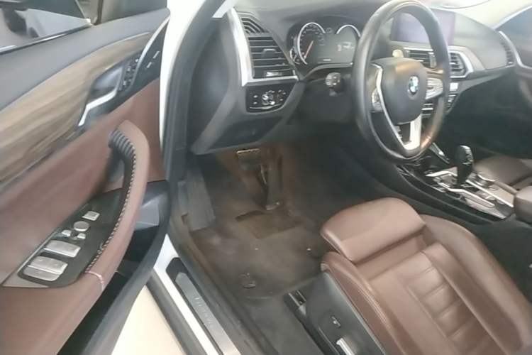 Used BMW X3 2018 xDrive28i Luxury Package China VI Emission Standard Driver Seat