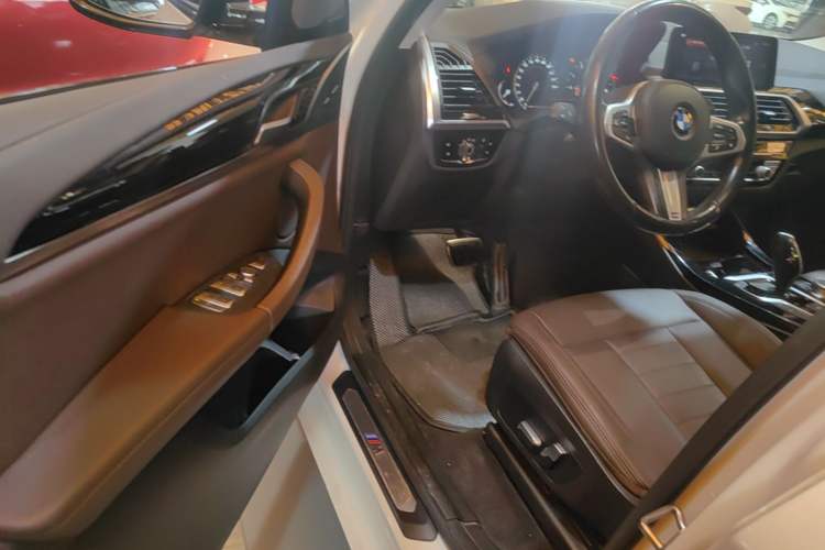 Used BMW X3 2018 xDrive25i M Sport Package China VI Driver Seat