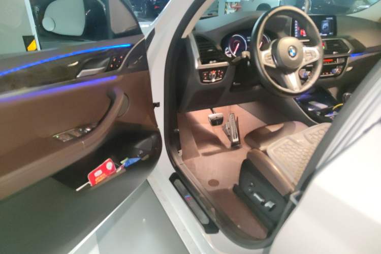 Used BMW X3 2018 xDrive30i Luxury Edition M Sport Package China VI Driver Seat