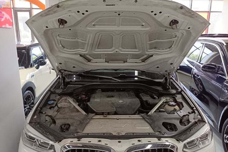 Used BMW X3 2018 xDrive25i M Sport Package China VI Engine Bay