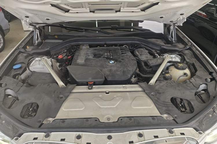 Used BMW X3 2018 xDrive28i Luxury Package China V Engine Bay