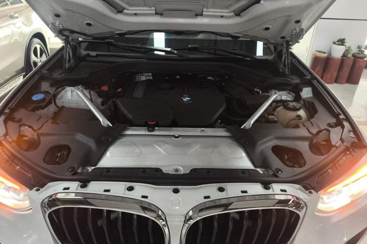 Used BMW X3 2018 xDrive28i M Sport Package China VI Engine Bay