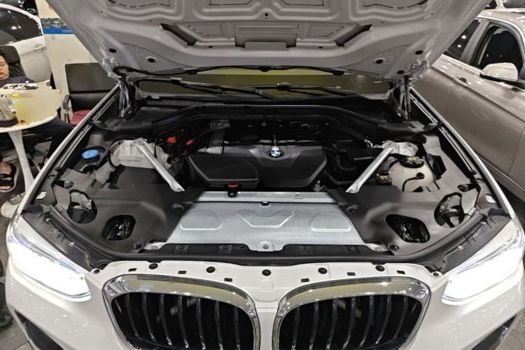 Used BMW X3 2018 xDrive25i M Sport Package China V Engine Bay