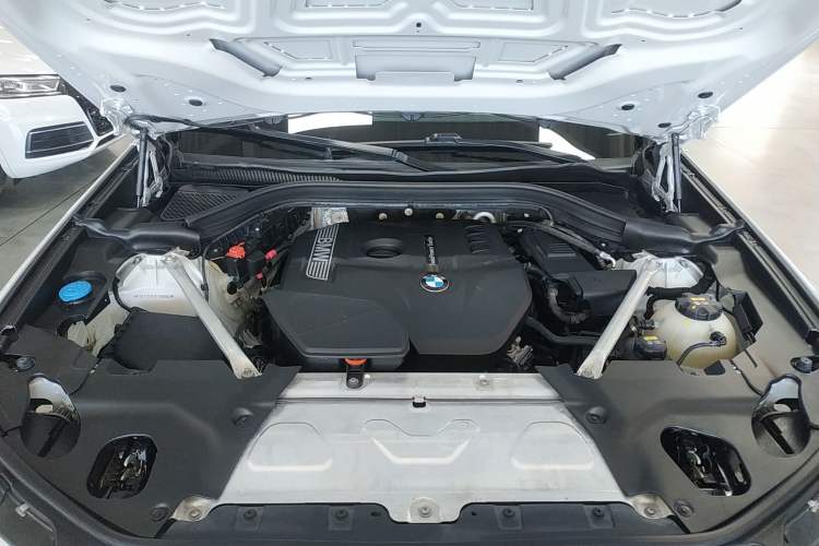 Used BMW X3 2018 xDrive28i M Sport Package China VI Engine Bay