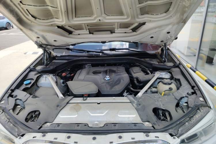 Used BMW X3 2018 xDrive25i M Sport Package China VI Engine Bay