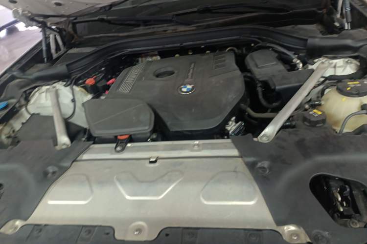 Used BMW X3 2018 xDrive25i M Sport Package China V Engine Bay