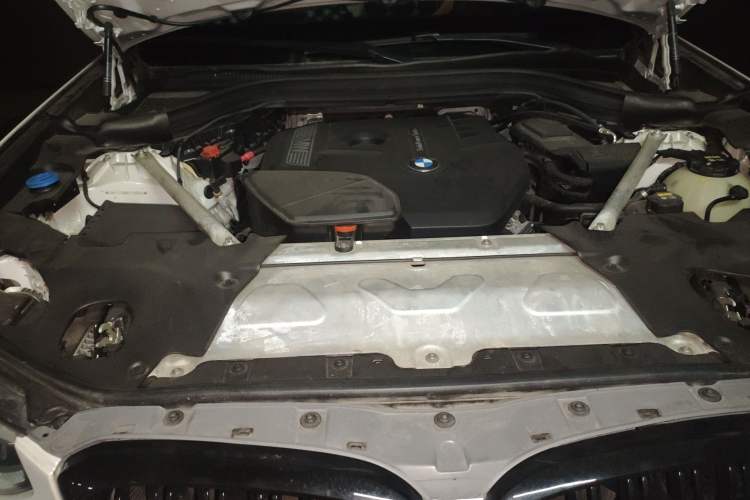 Used BMW X3 2018 xDrive25i Luxury Package China V Engine Bay