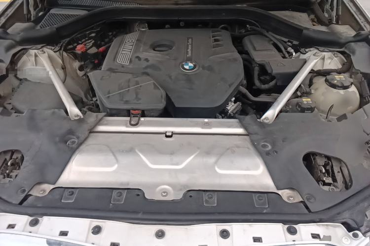 Used BMW X3 2018 xDrive28i M Sport Package China V Emission Standard Engine Bay