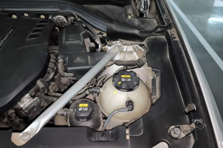 Used BMW X3 2018 xDrive25i M Sport Package China V Engine Bay Left