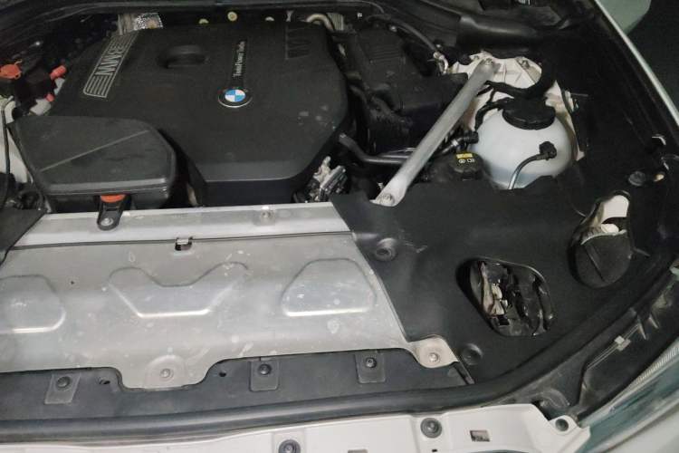 Used BMW X3 2018 xDrive25i M Sport Package China V Engine Bay Left