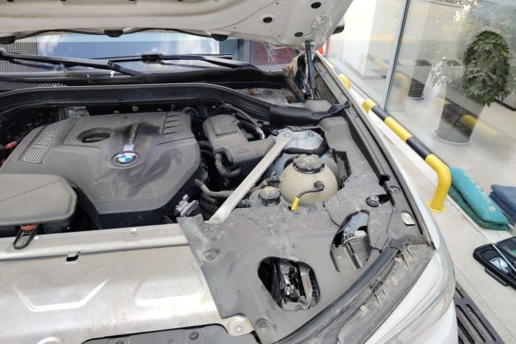 Used BMW X3 2018 xDrive25i M Sport Package China VI Engine Bay Left