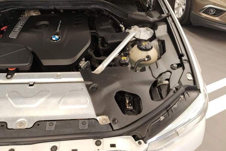 Used BMW X3 2018 xDrive28i M Sport Package China VI Engine Bay Left