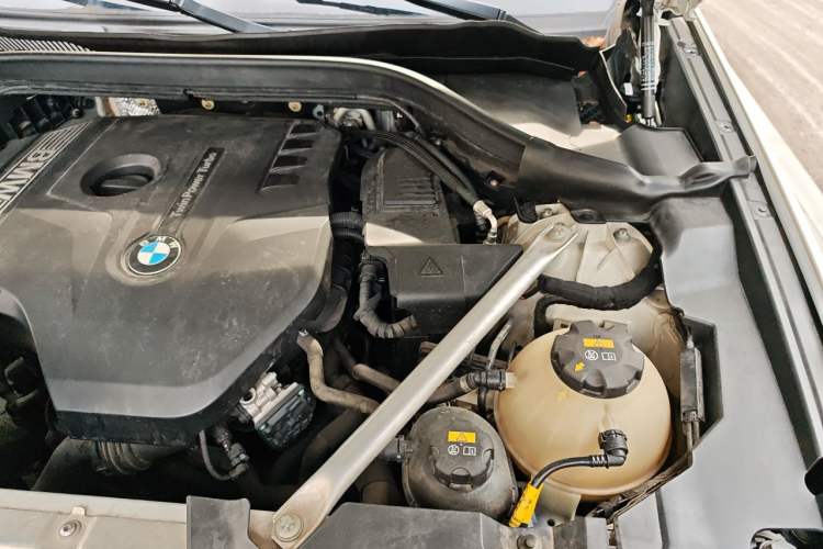 Used BMW X3 2018 xDrive25i M Sport Package China V Engine Bay Left