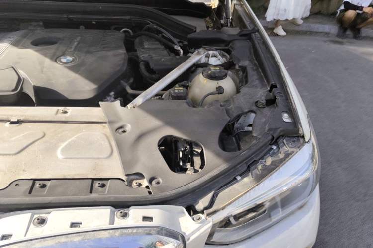 Used BMW X3 2018 xDrive25i M Sport Package China VI Engine Bay Left