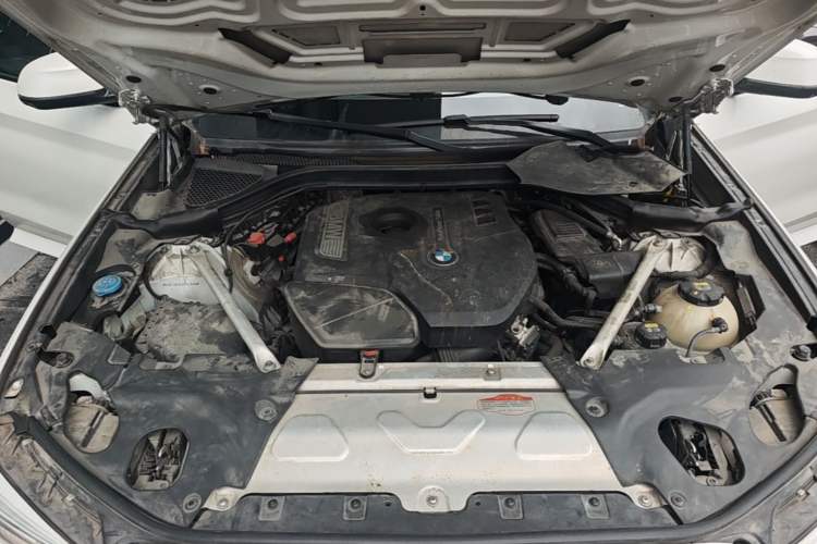 Used BMW X3 2018 xDrive30i Luxury Model M Sport Package China V Engine Bay