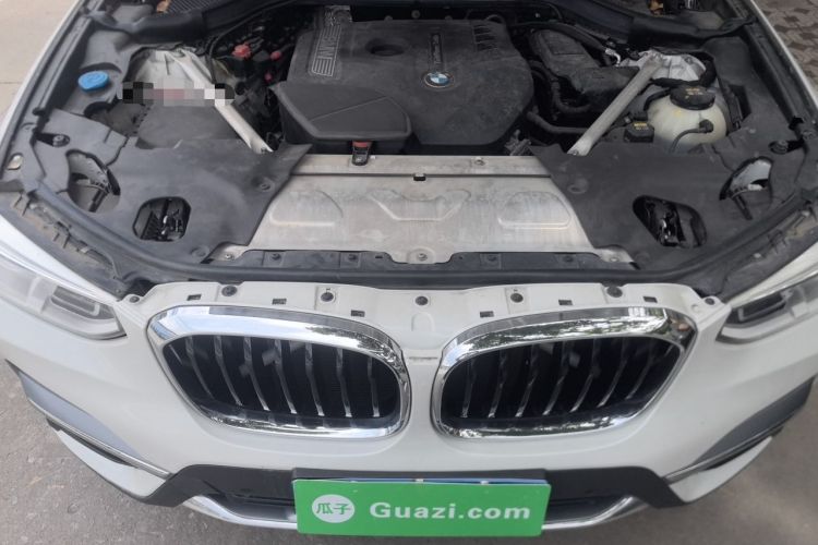 Used BMW X3 2018 xDrive25i Luxury Package China VI Emission Standard Engine Bay