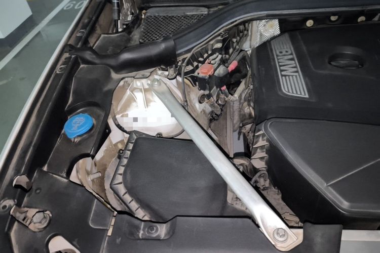 Used BMW X3 2018 xDrive25i M Sport Package China V Engine Bay Right