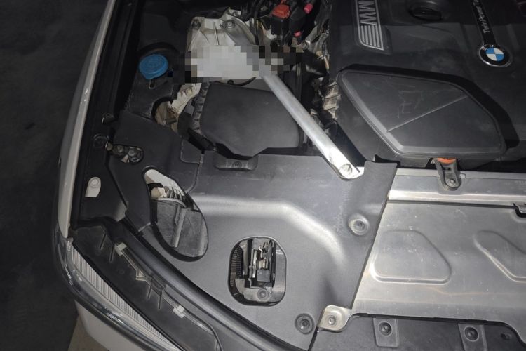 Used BMW X3 2018 xDrive25i Luxury Package China V Engine Bay Right