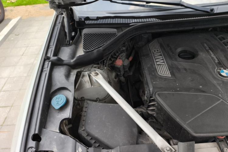 Used BMW X3 2018 xDrive28i M Sport Package China V Emission Standard Engine Bay Right