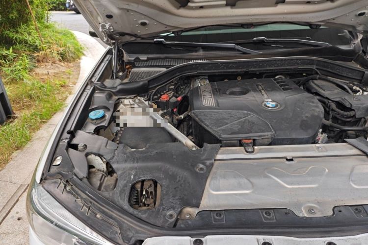 Used BMW X3 2018 xDrive25i Luxury Package China V Engine Bay Right