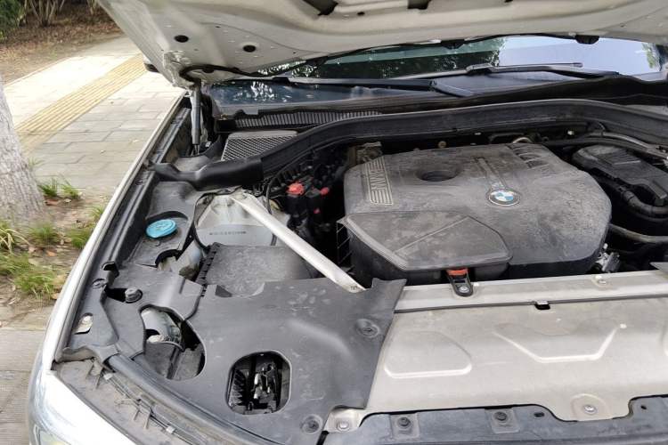 Used BMW X3 2018 xDrive25i M Sport Package China V Engine Bay Right