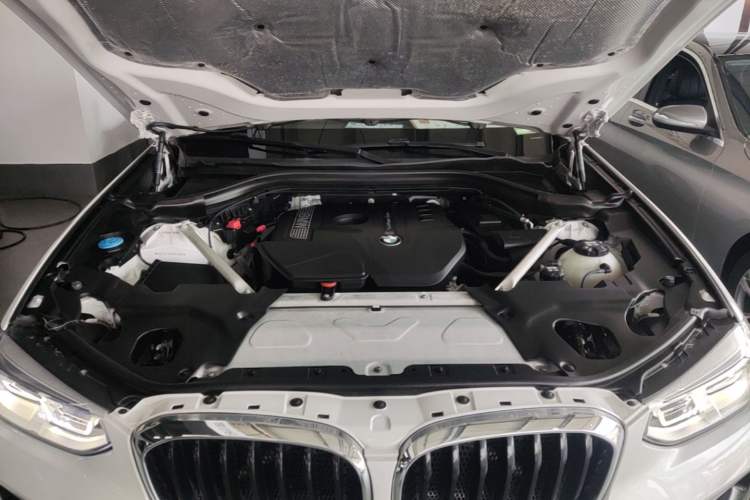 Used BMW X3 2018 xDrive25i M Sport Package China V Engine Bay