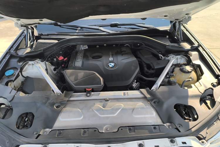 Used BMW X3 2018 xDrive25i M Sport Package China VI Engine Bay
