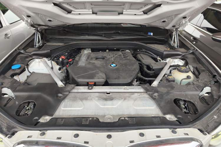 Used BMW X3 2018 xDrive28i M Sport Package China VI Engine Bay