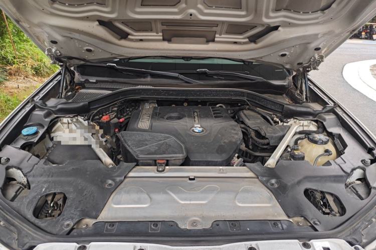 Used BMW X3 2018 xDrive25i Luxury Package China V Engine Bay