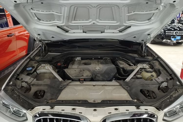 Used BMW X3 2018 xDrive28i M Sport Package China VI Engine Bay