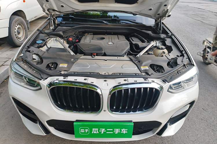 Used BMW X3 2018 xDrive30i Luxury Edition M Sport Package China VI Engine Bay