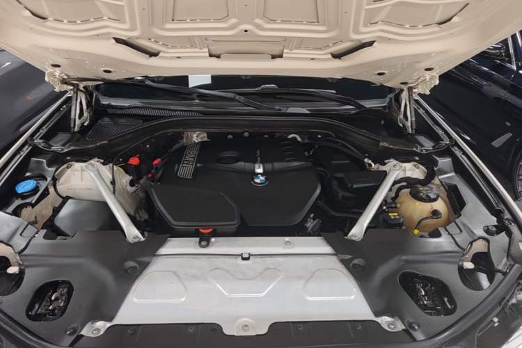 Used BMW X3 2018 xDrive25i M Sport Package China V Engine Bay