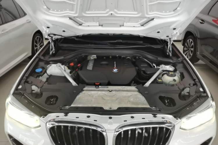 Used BMW X3 2018 xDrive25i M Sport Package China V Engine Bay