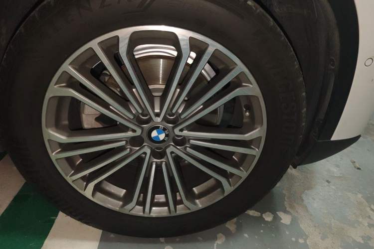 Used BMW X3 2018 xDrive28i Luxury Package China VI Emission Standard Exterior 1