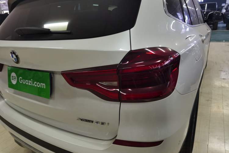 Used BMW X3 2018 xDrive28i Luxury Package China VI Emission Standard Exterior 3