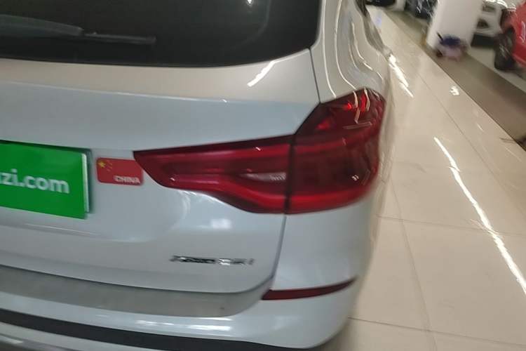 Used BMW X3 2018 xDrive25i Luxury Package China VI Emission Standard Exterior 3