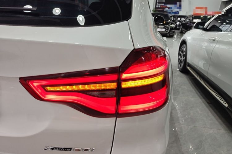 Used BMW X3 2018 xDrive28i Luxury Package China VI Emission Standard Exterior 3