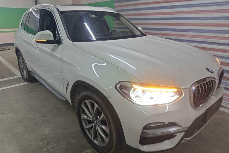 Used BMW X3 2018 xDrive25i Luxury Package China V Front Right 45 Deg