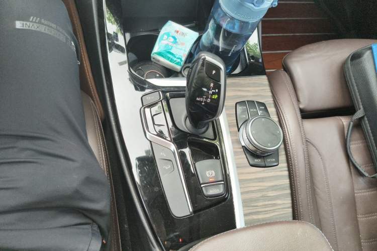 Used BMW X3 2018 xDrive28i Luxury Package China V Gear Lever