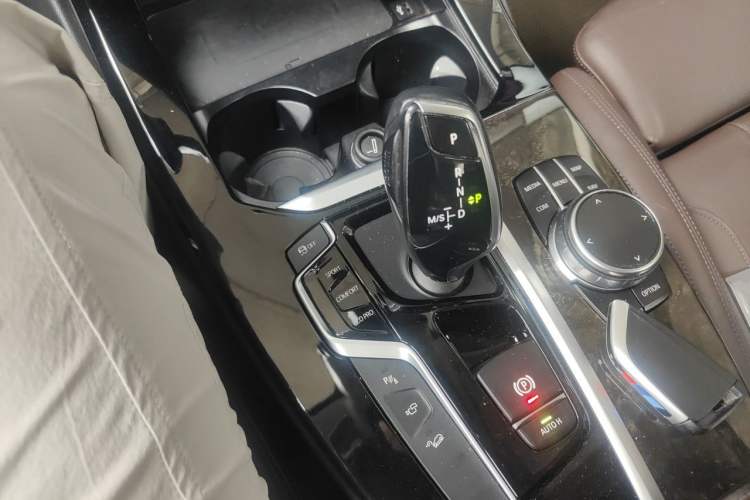 Used BMW X3 2018 xDrive30i Luxury Model M Sport Package China V Gear Lever