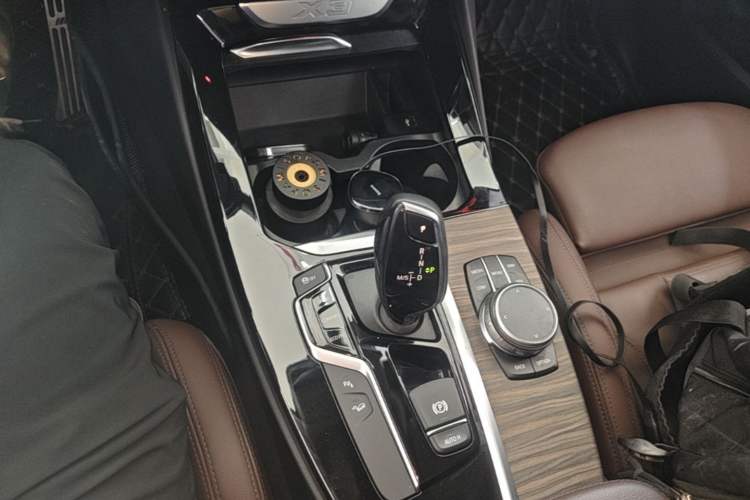 Used BMW X3 2018 xDrive28i Luxury Package China V Gear Lever