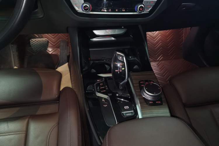 Used BMW X3 2018 xDrive28i Luxury Package China VI Emission Standard Gear Lever