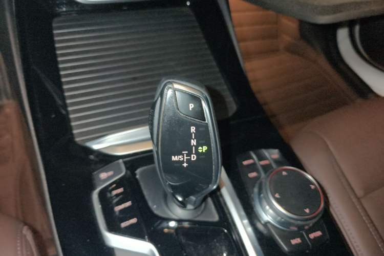Used BMW X3 2018 xDrive25i Luxury Package China V Gear Lever