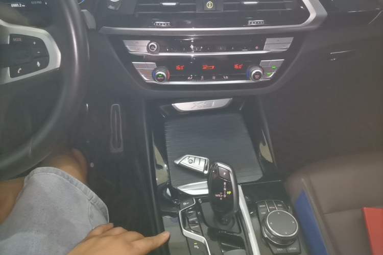 Used BMW X3 2018 xDrive25i M Sport Package China VI Gear Lever