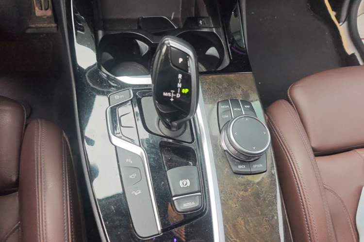 Used BMW X3 2018 xDrive30i Luxury Model M Sport Package China V Gear Lever